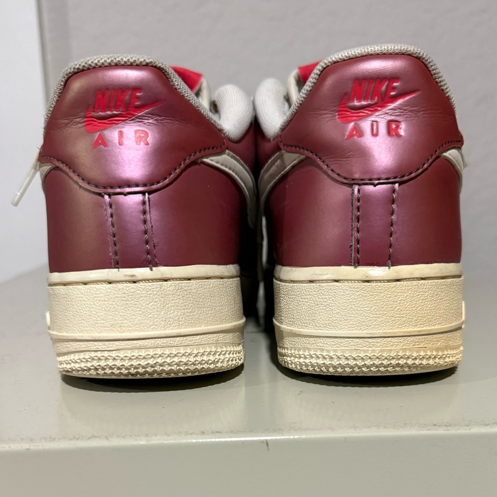 Nike Air Force 1 '07 LV8 Iridescent Track Red Pink - Picture 4 of 7